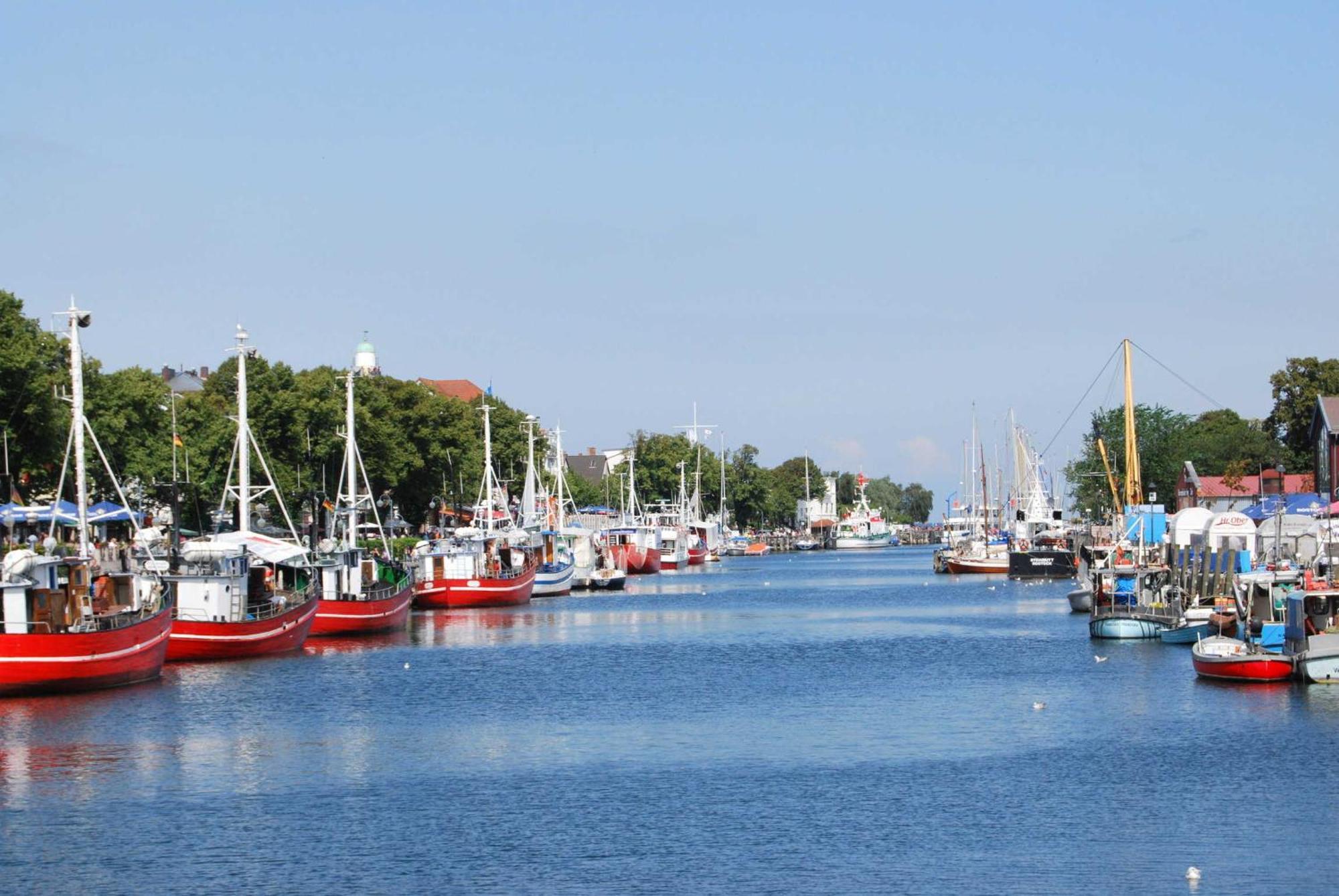 Warnemünde 14 *
