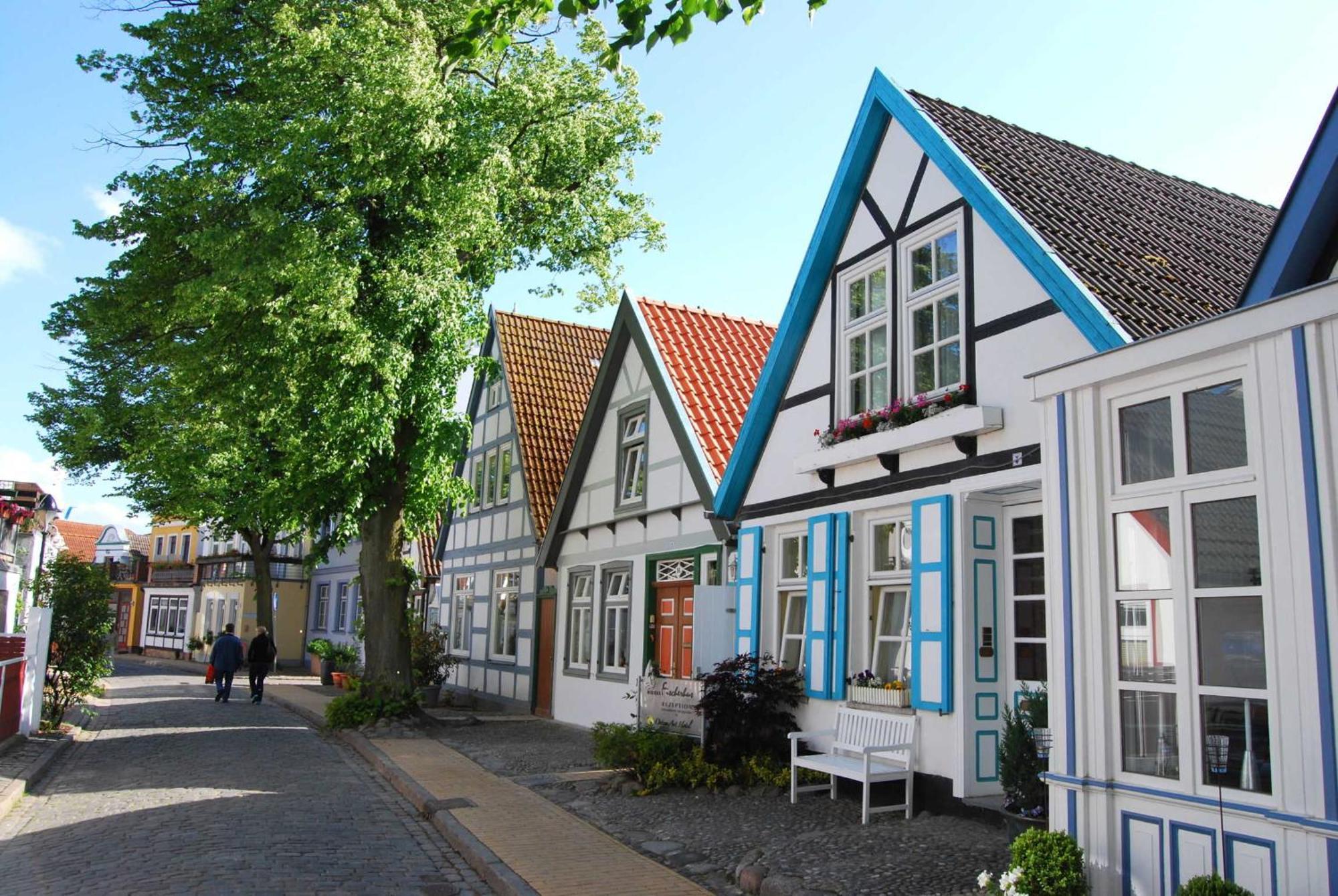 Warnemünde 14 Apartment *